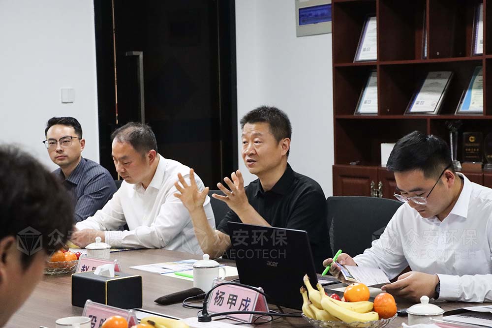 新疆生产建设兵团第十四师副师长、昆玉市副市长殷超率队参观众安环保.jpg 新疆生产建设兵团第十四师副师长、昆玉市副市长殷超率队参观众安环保.jpg